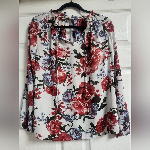Loft Women's - Red and Blue Floral Tie Neck Blouse Size S - Picture 1 of 5
